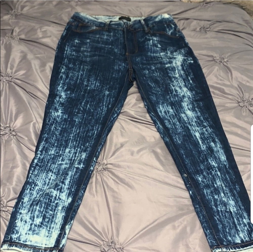 Stylish Blue Acid Wash Women Jeans